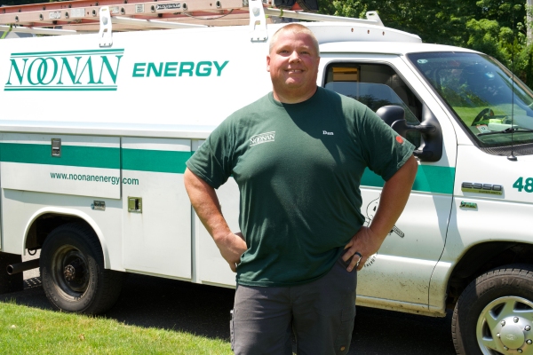 Noonan Energy professional electrician